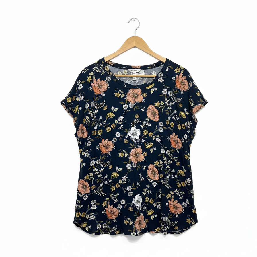 Target navy blue floral top size 18 brand label