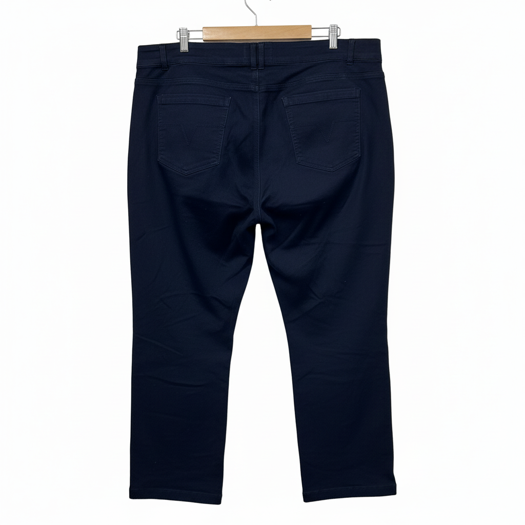 Virtuelle navy cropped pants back view