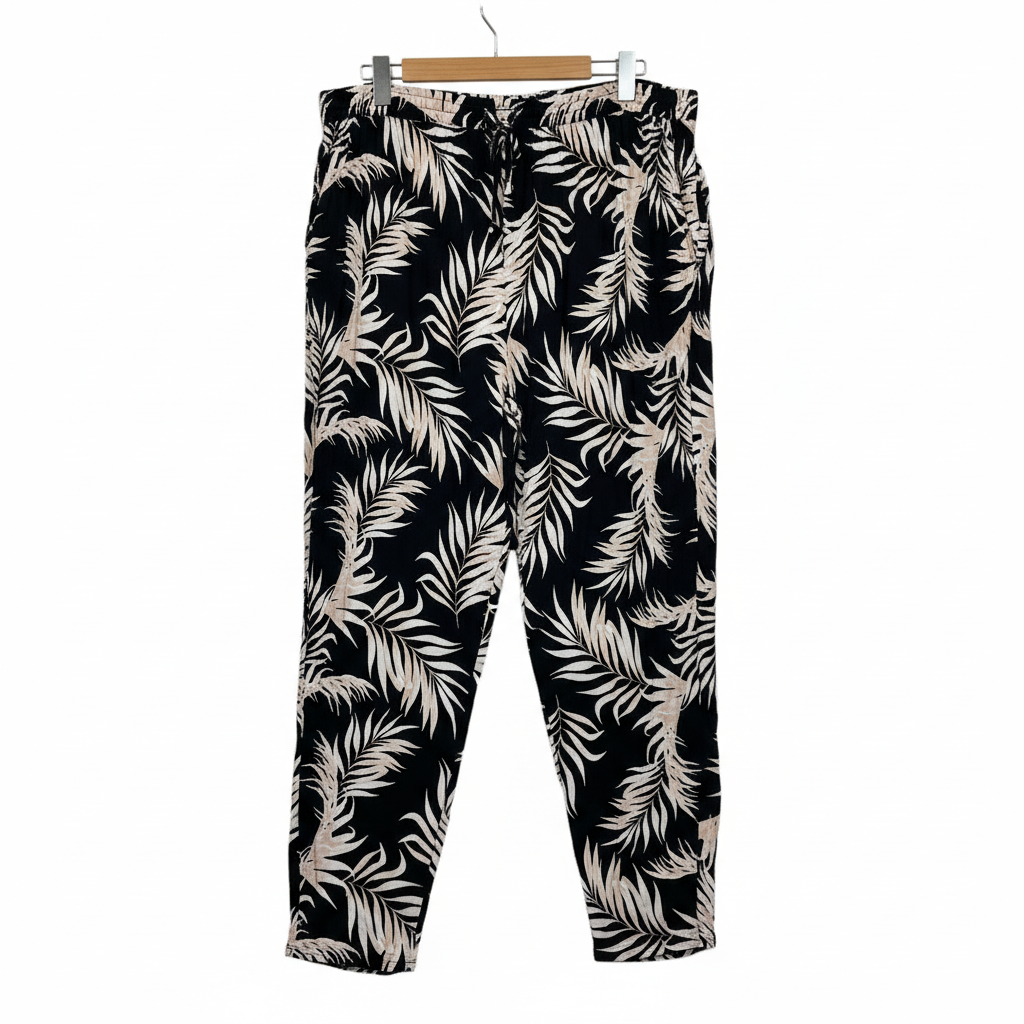 Ie curve Palm Print Pants - Size 20+