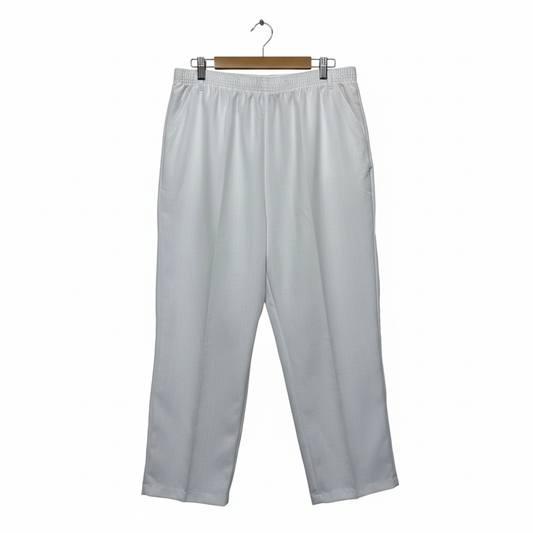 Noni B Flora white shorts front view