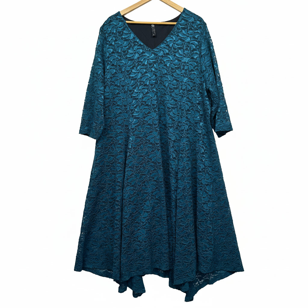 Taking Shape Teal Blue Lace Overlay Cocktail Dress - Size 24