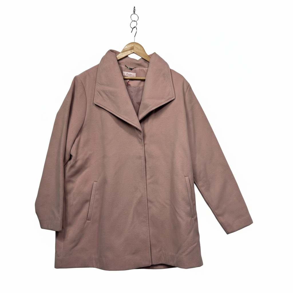 Millers pink jacket with gold metallic trim size 20