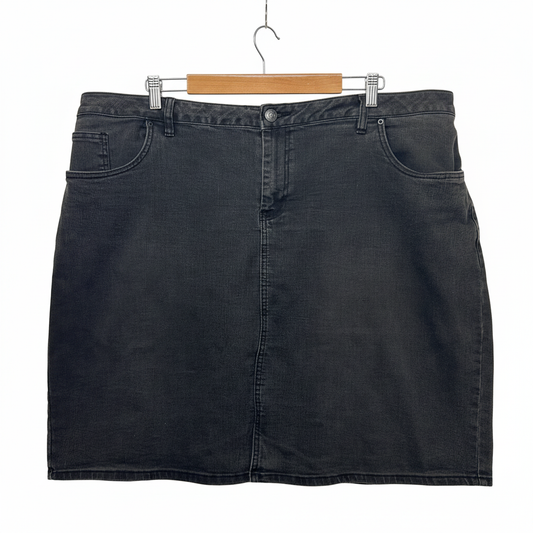 Clothing & Co Black Denim Skirt - Size 22