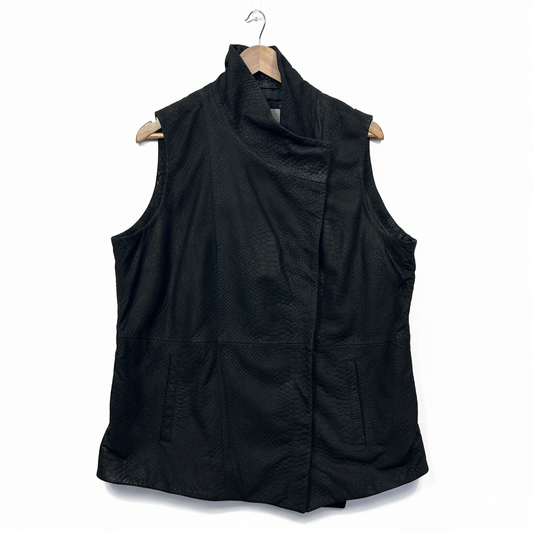 Yarra Trail Vest - Size 16