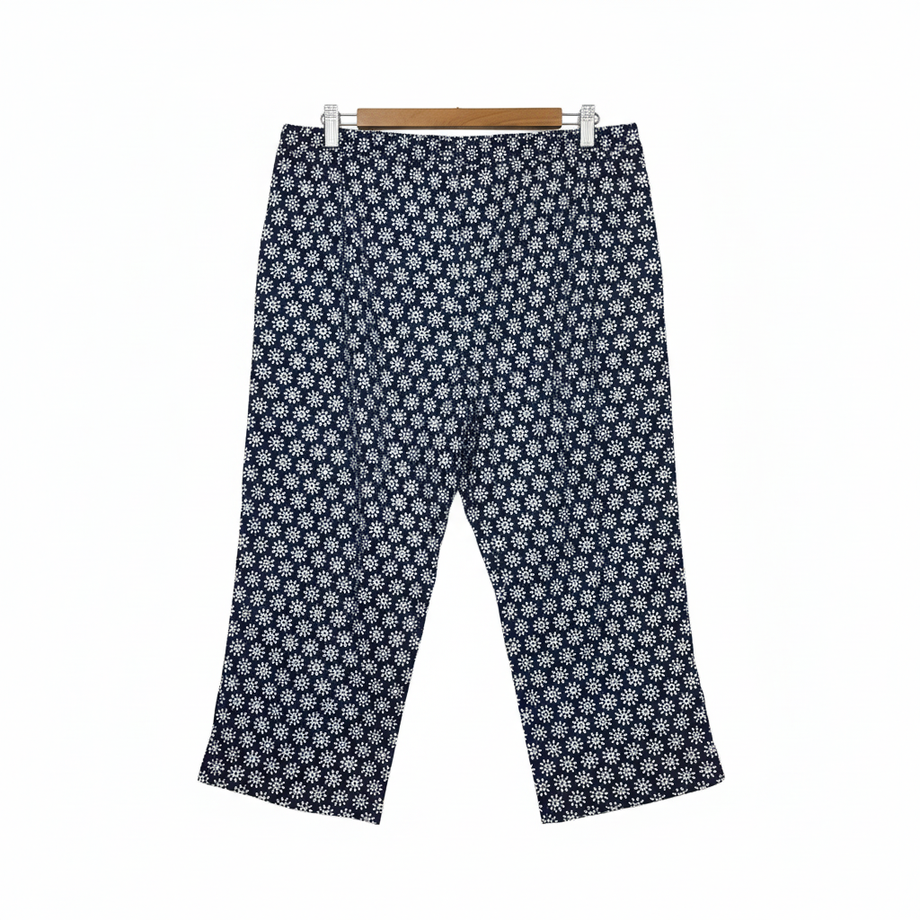 Eblished Navy and White Patterned Cropped Pants - Size 16