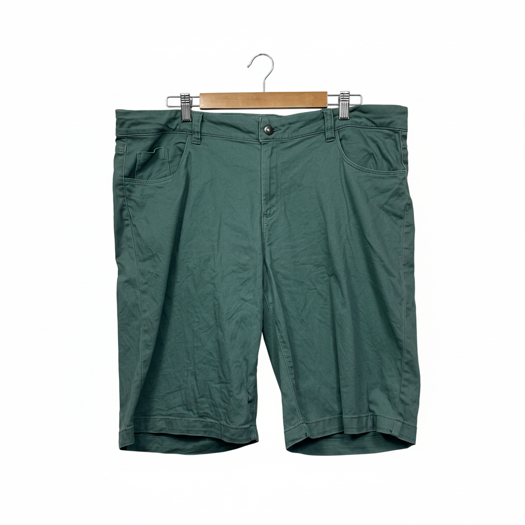 Avella Green Shorts - Size 18