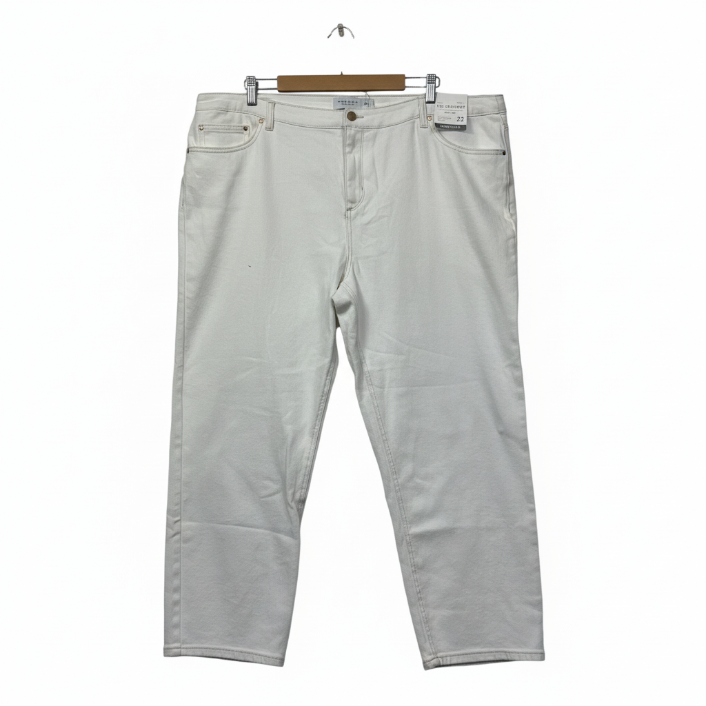 Suzanne Grae White Denim Jeans - Front View