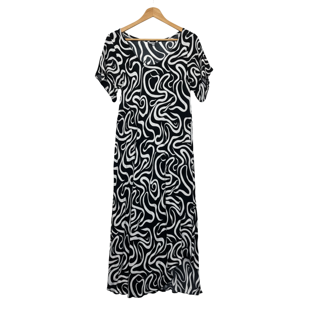 Black and White Abstract Swirl Print Maxi Dress - One Size
