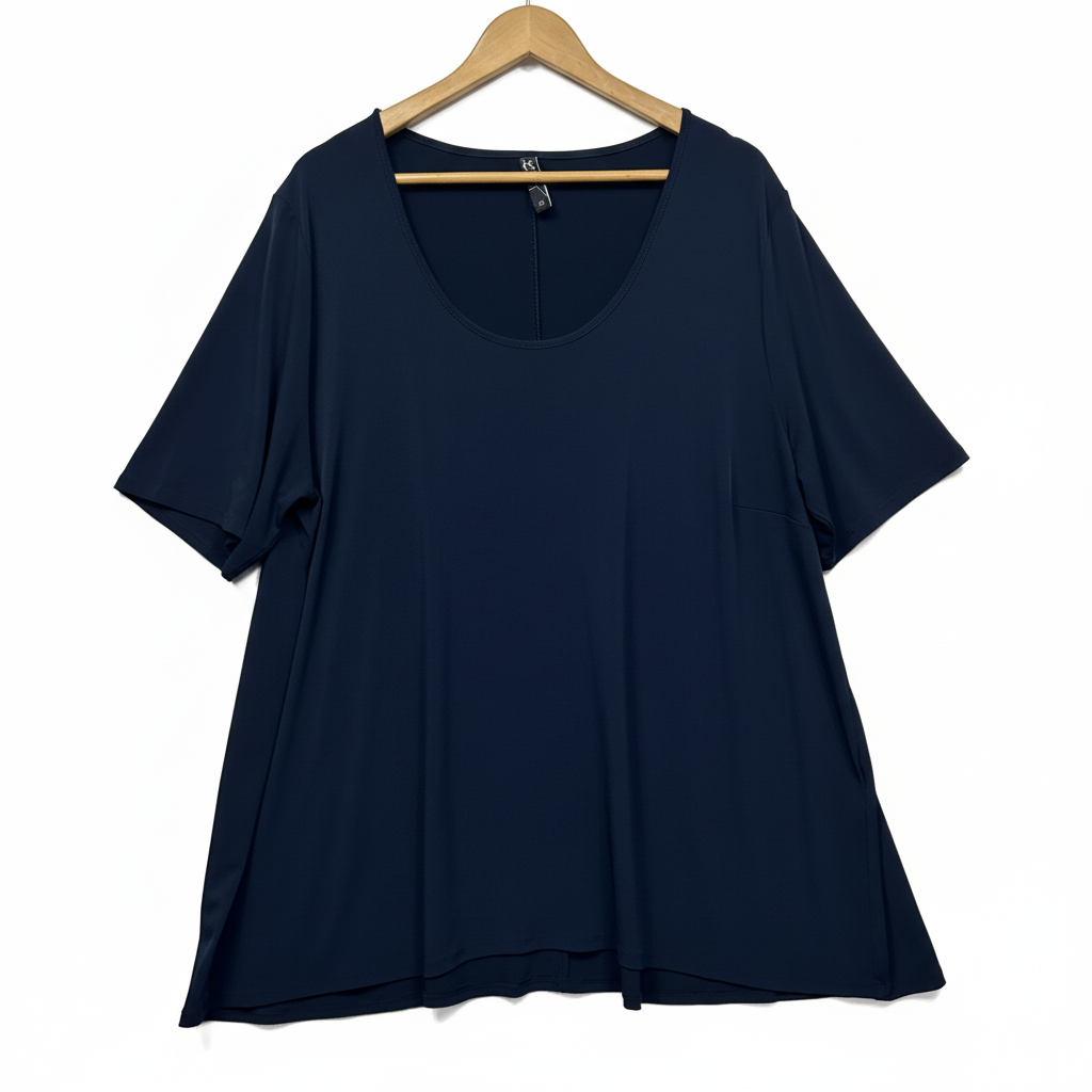 Taking Shape Navy Blue Top - Size 22