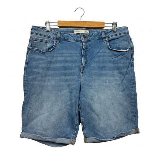 Blue denim shorts with rolled cuffs size 18
