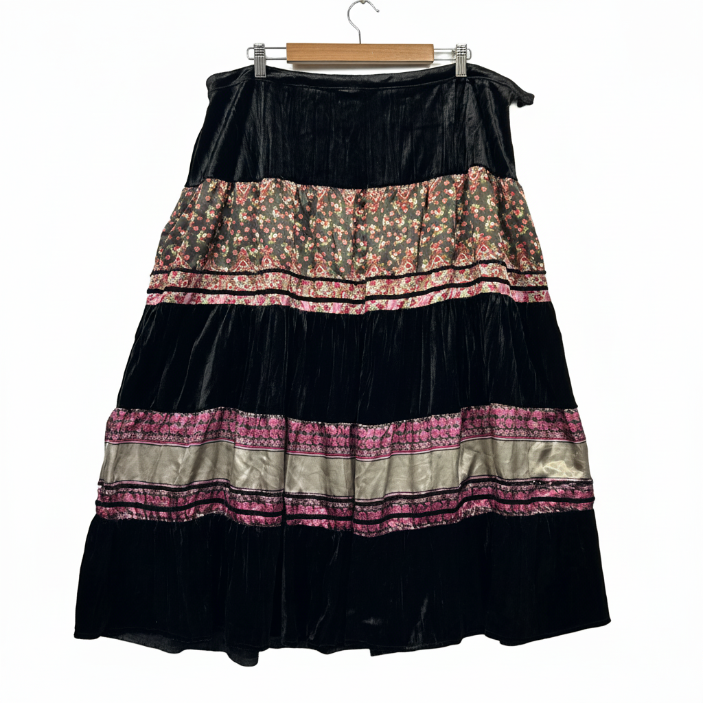 Vintage 1626 Sixteen Twentysix Black Velvet Tiered Boho Maxi Skirt - Size 18