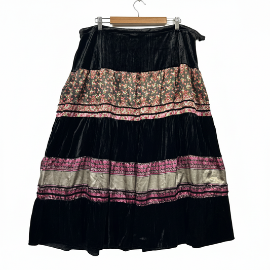Vintage 1626 Sixteen Twentysix Black Velvet Tiered Boho Maxi Skirt - Size 18