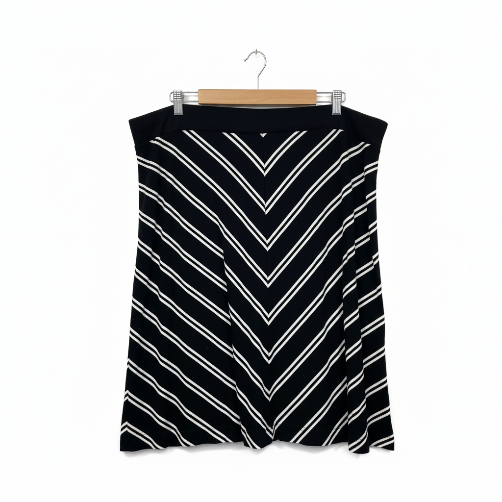 Avella Black White Stripe Skirt Size 22