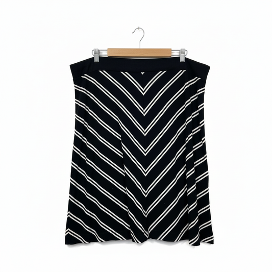 Avella Black White Stripe Skirt Size 22