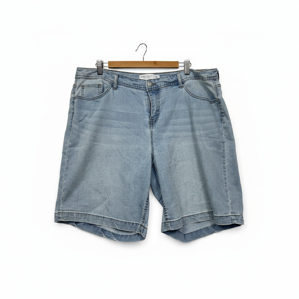 Grae Denim light blue denim shorts size 18 front view