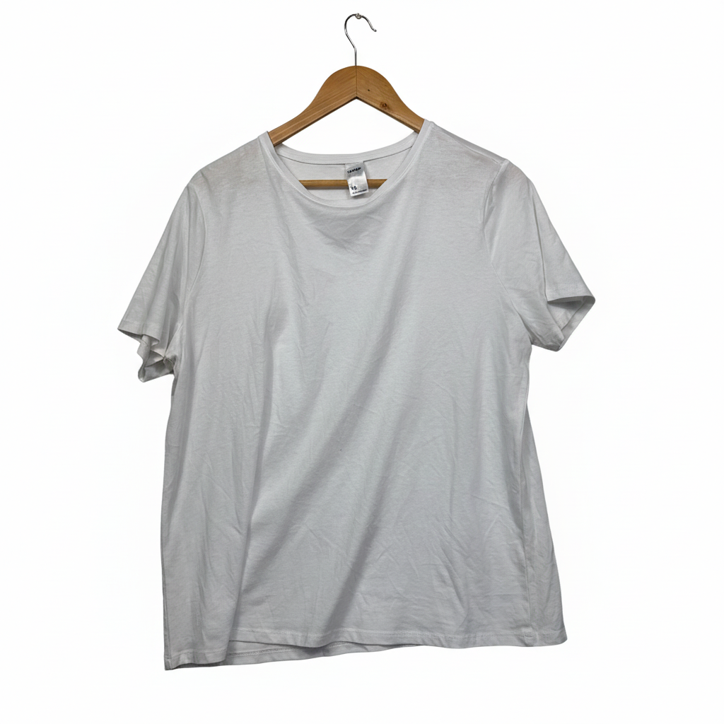 EV white basic tee size 16