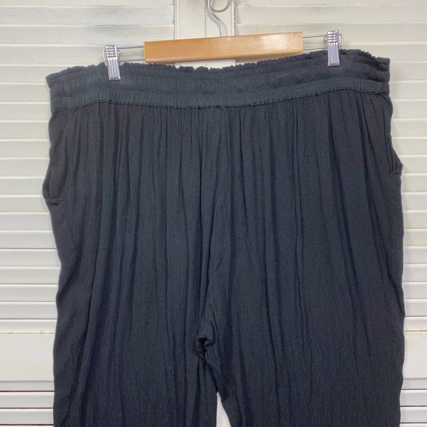 Rivers Cropped Pants Size 20 Plus Black 3/4 Length Pockets Viscose