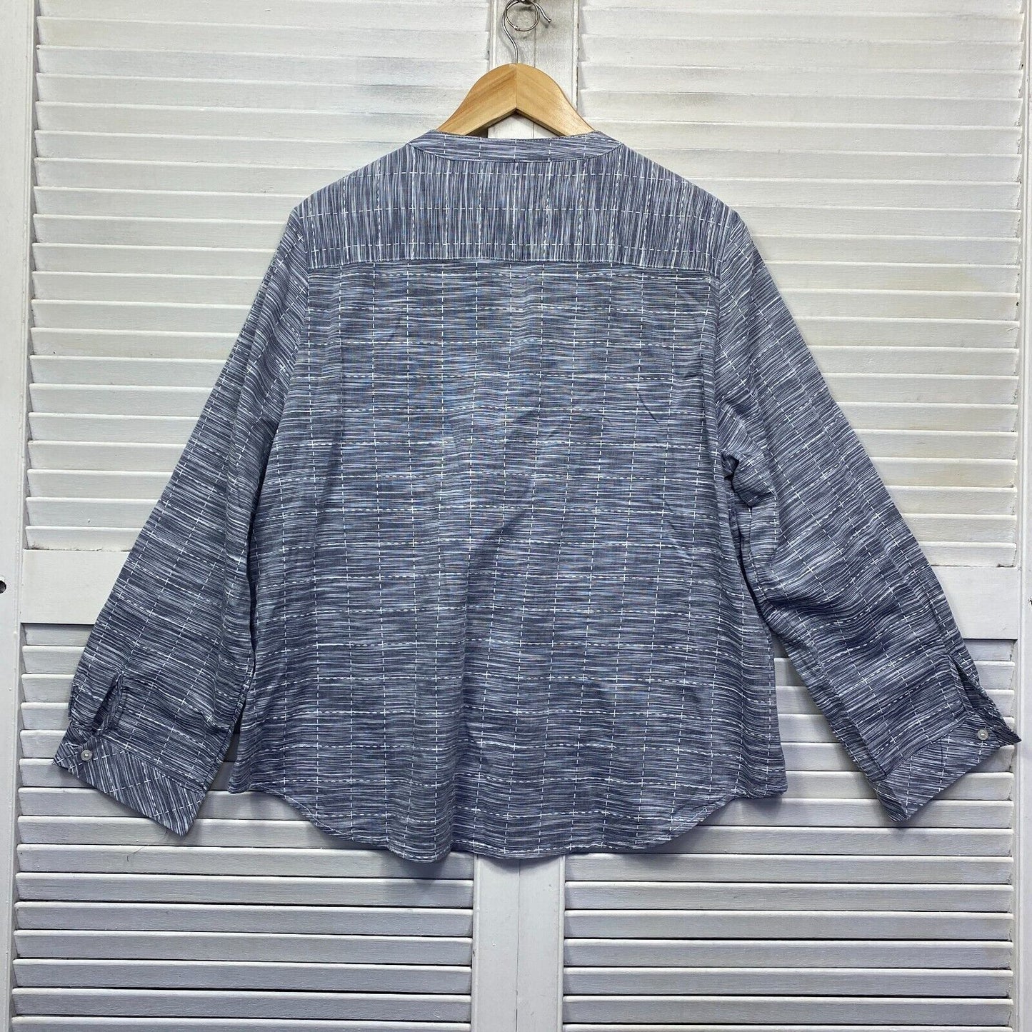 W Lane Top Size 20 Plus Blue Button Up Long Sleeve Cotton Roll Tab Sleeve