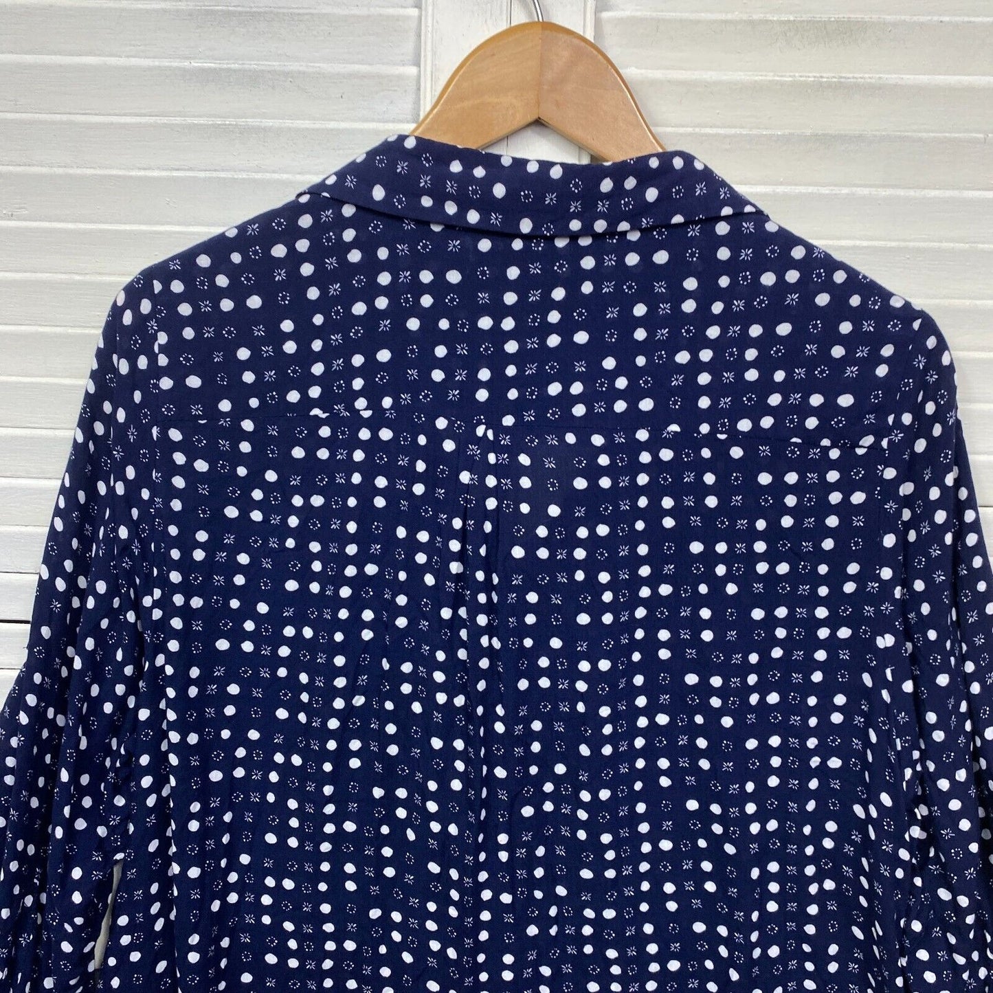 Beme Top Size 14 Plus Blue Navy White Button Up Long Sleeve Collared