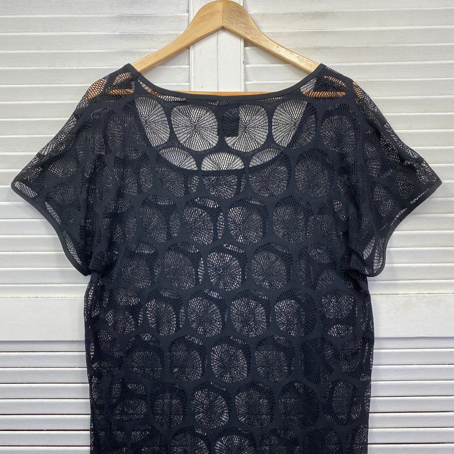 Taking Shape Top Size 16 Plus Small Black Sheer Tunic Short Sleeve Preloved