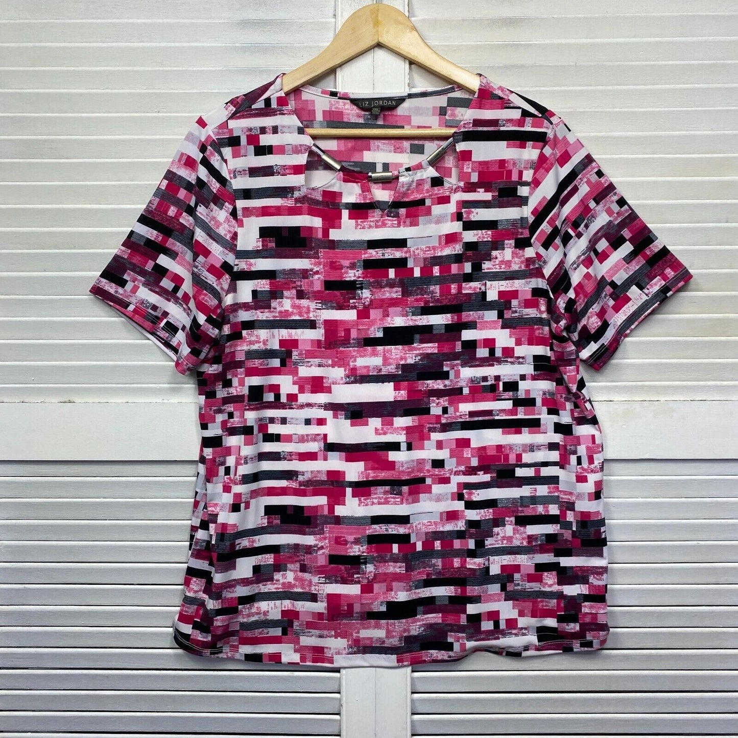 Liz Jordan Top Size 16 1XL Plus Pink Black White Short Sleeve