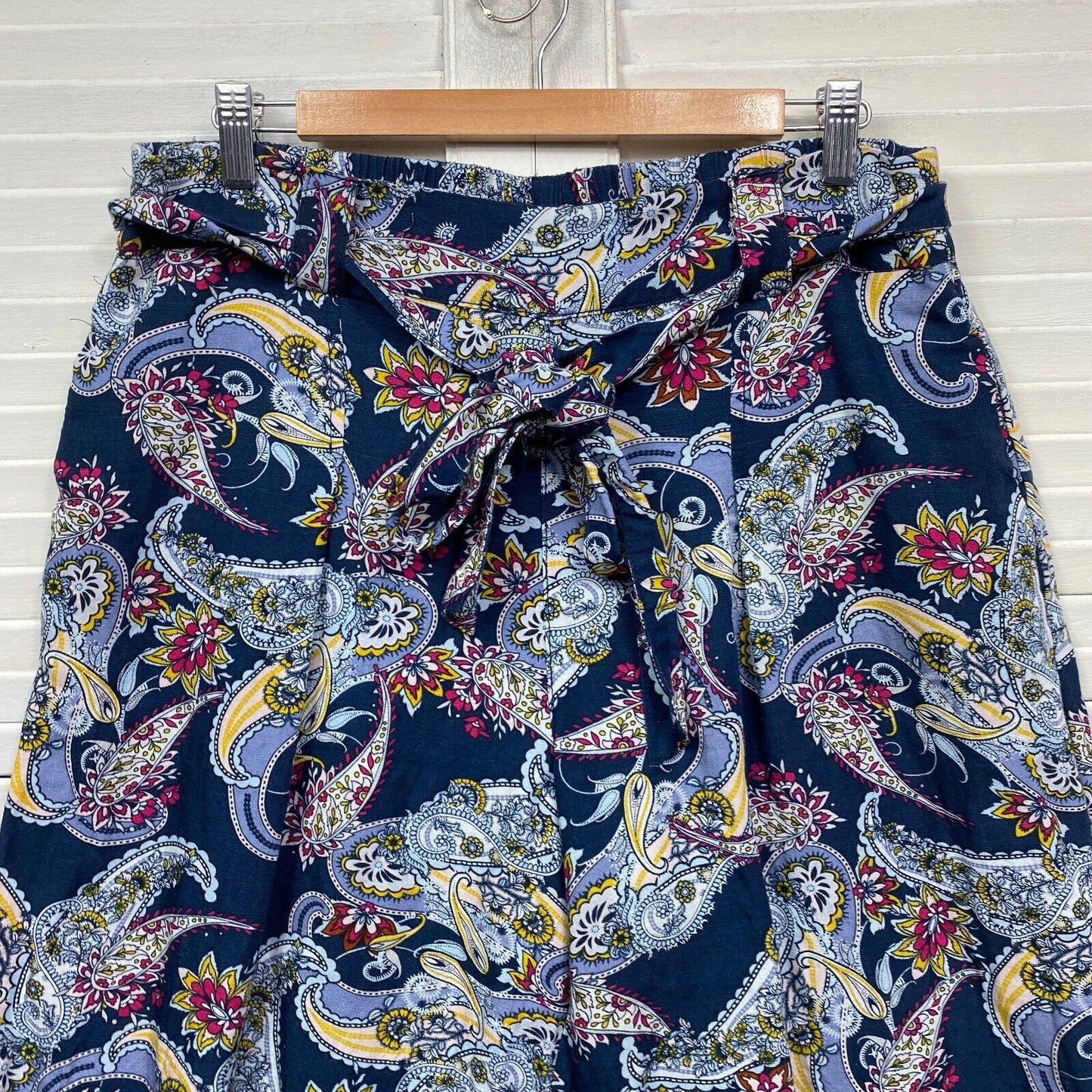 Target Linen Pants Size 14 Navy Paisley Floral Cropped Pockets Belt Preloved