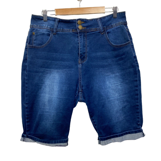 City Chic Denim Shorts Size 14 Plus Blue High Rise Pockets Preloved