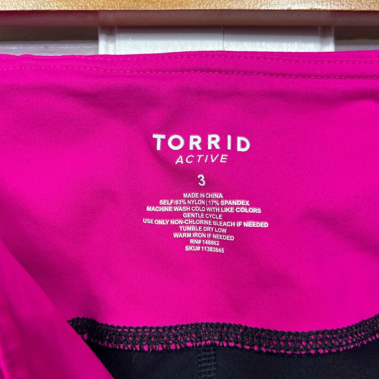 Torrid Leggings Size 3 24 26 Plus Black Pink Cropped Activewear