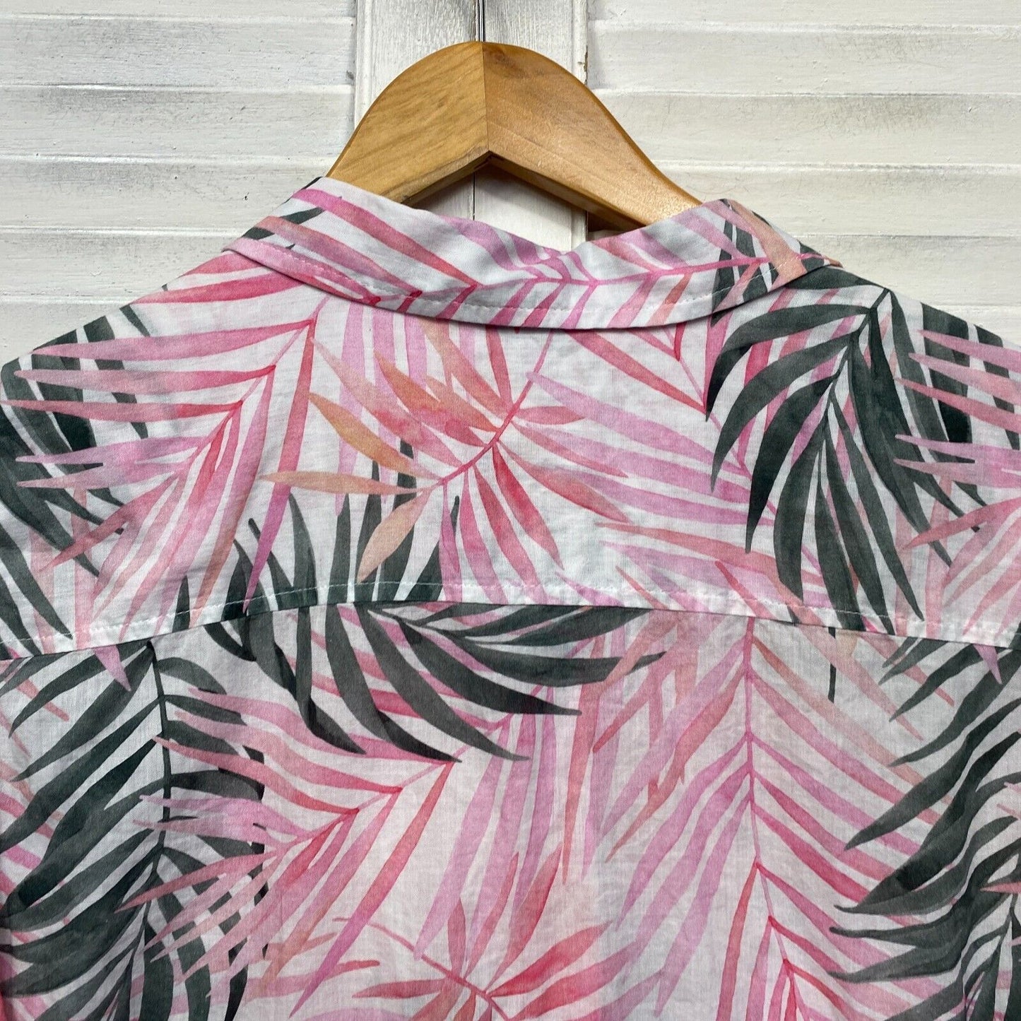 Fella Hamilton Top Size 14 Floral Leaf Button Up Cotton Pink Black Made in Australia Preloved