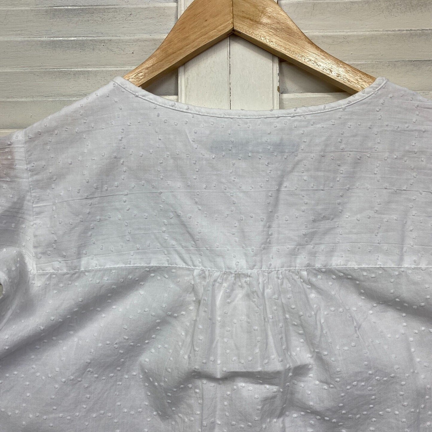 Target Top Size 18 Plus White Short Sleeve Ruffle Sheer Pleated Cotton