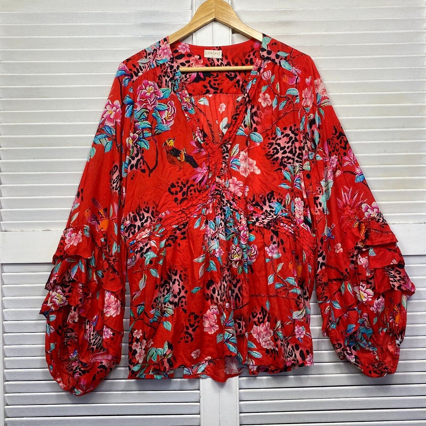 Lulu Soul Top Size Large Red Floral Long Sleeve Billow Oversized Sleeve