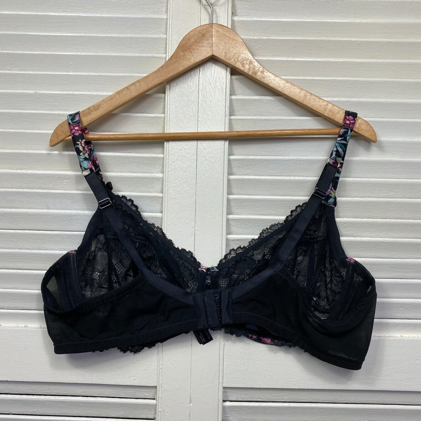 Bras N Things Bra Size 22DD Black Lace Lingerie