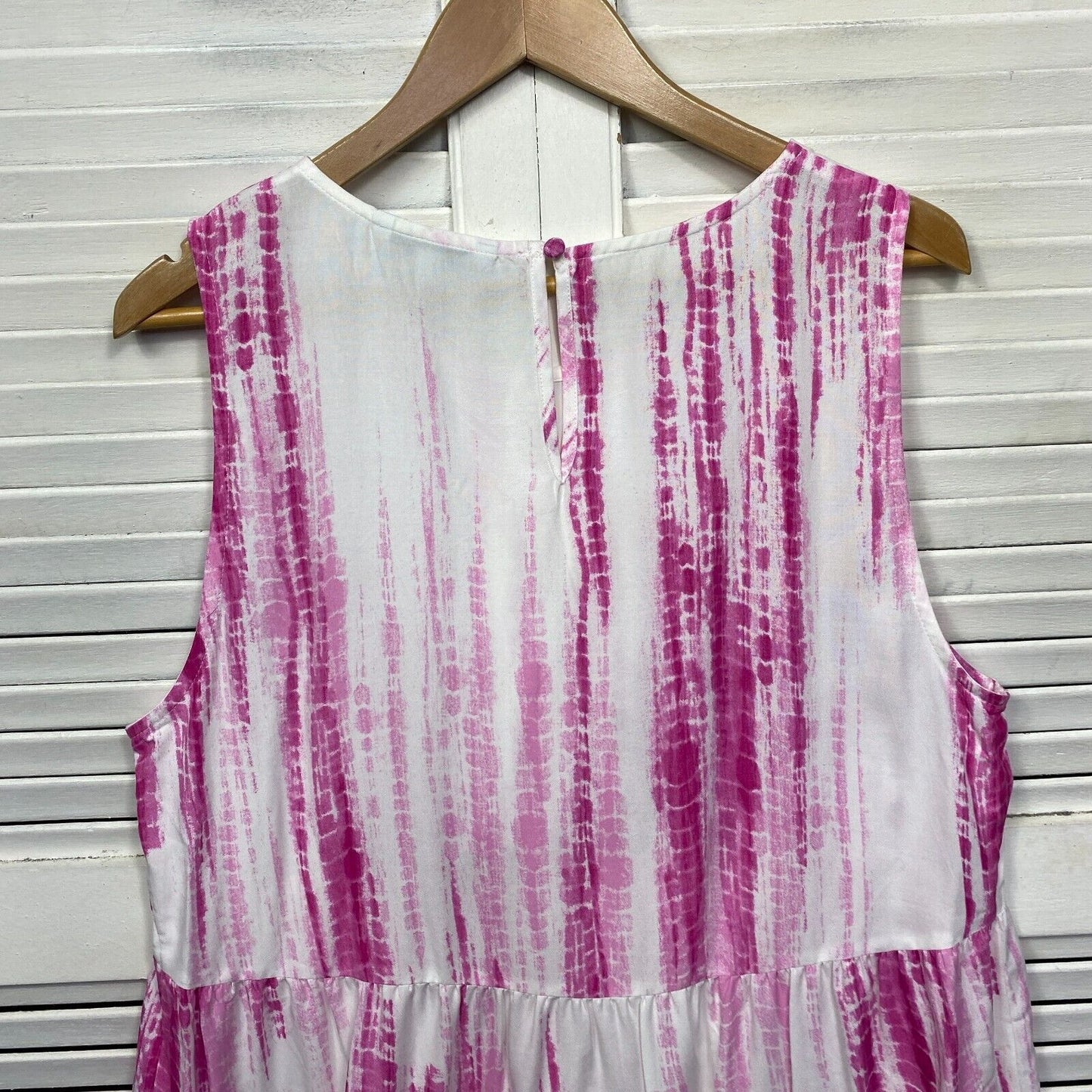 Target Top Size 16 White Pink Tie Dye Tunic Sleeveless Viscose