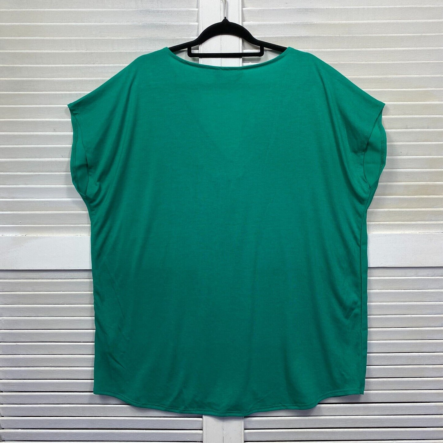 Suzanne Grae Top Size XL Green V Neck Short Sleeve