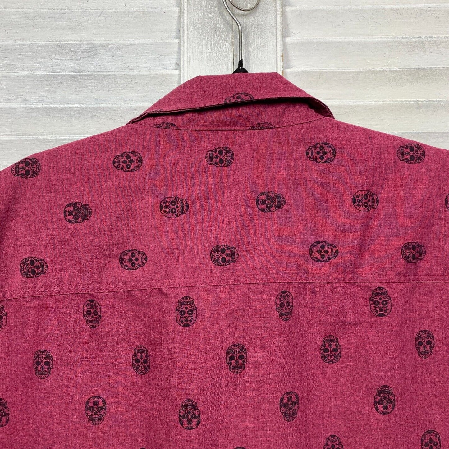 DBK Apparel Shirt Mens 3XL Plus Red Button Up Skulls Skelton Big & Tall Preloved