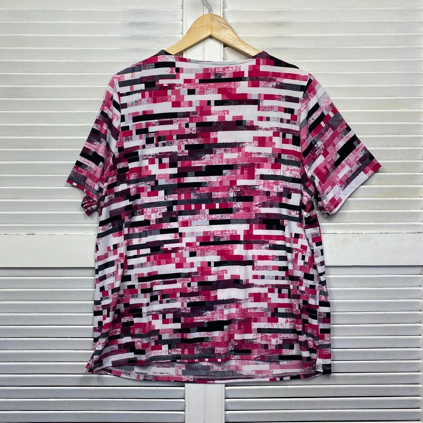 Liz Jordan Top Size 16 1XL Plus Pink Black White Short Sleeve