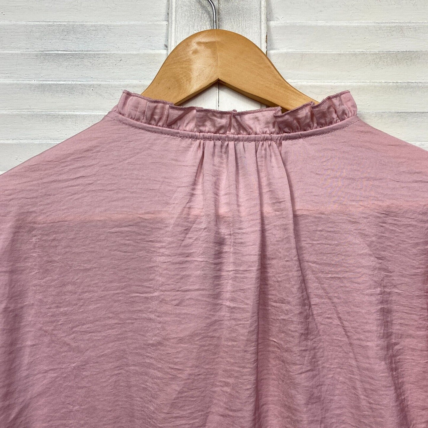 Dannii Minogue Top Size 16 Petites Pink Long Sleeve Shiny Ruffle Preloved