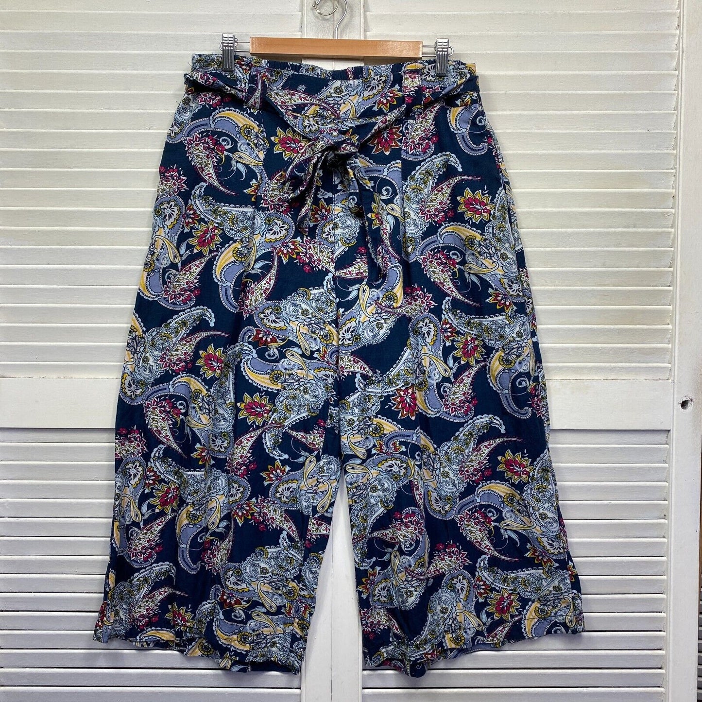 Target Linen Pants Size 14 Navy Paisley Floral Cropped Pockets Belt Preloved