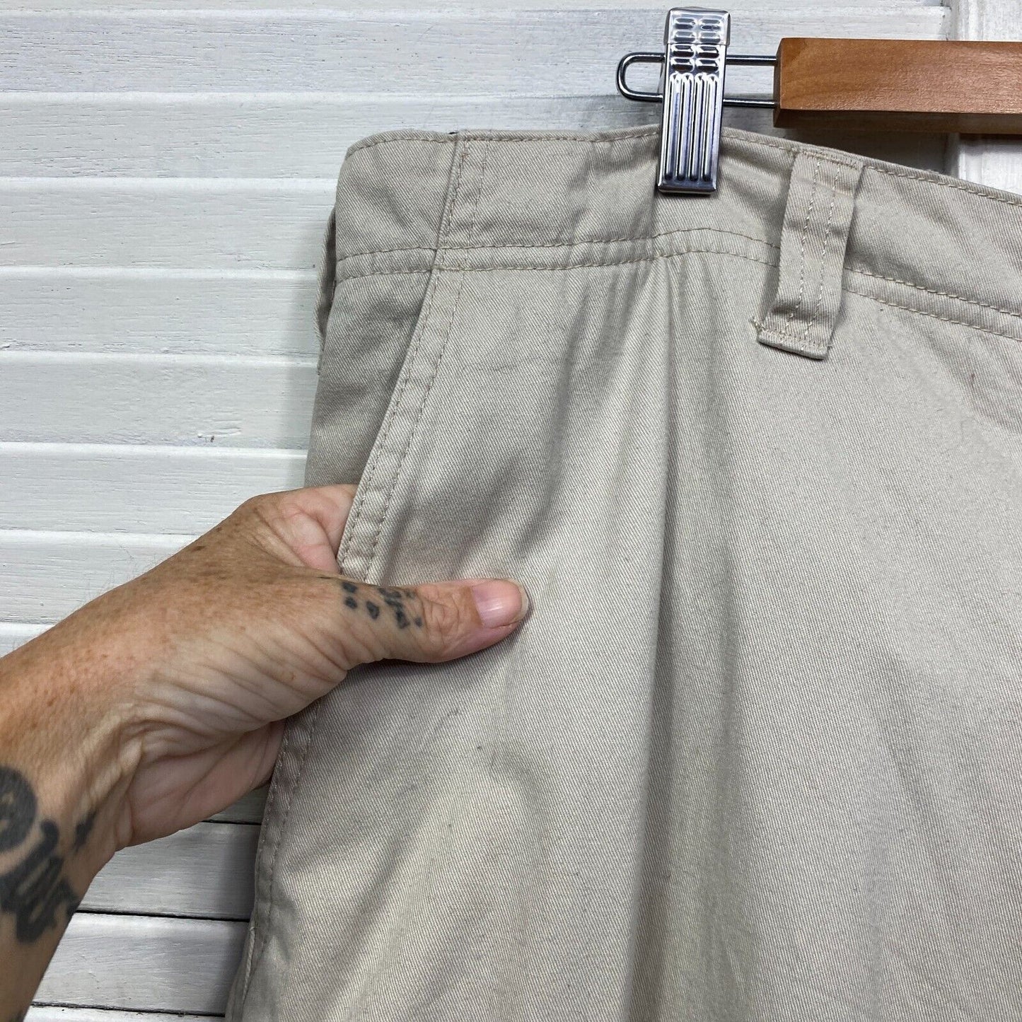 Volcom Shorts Mens 40 Beige Cargo Chino Pockets 100% Cotton Big Tall