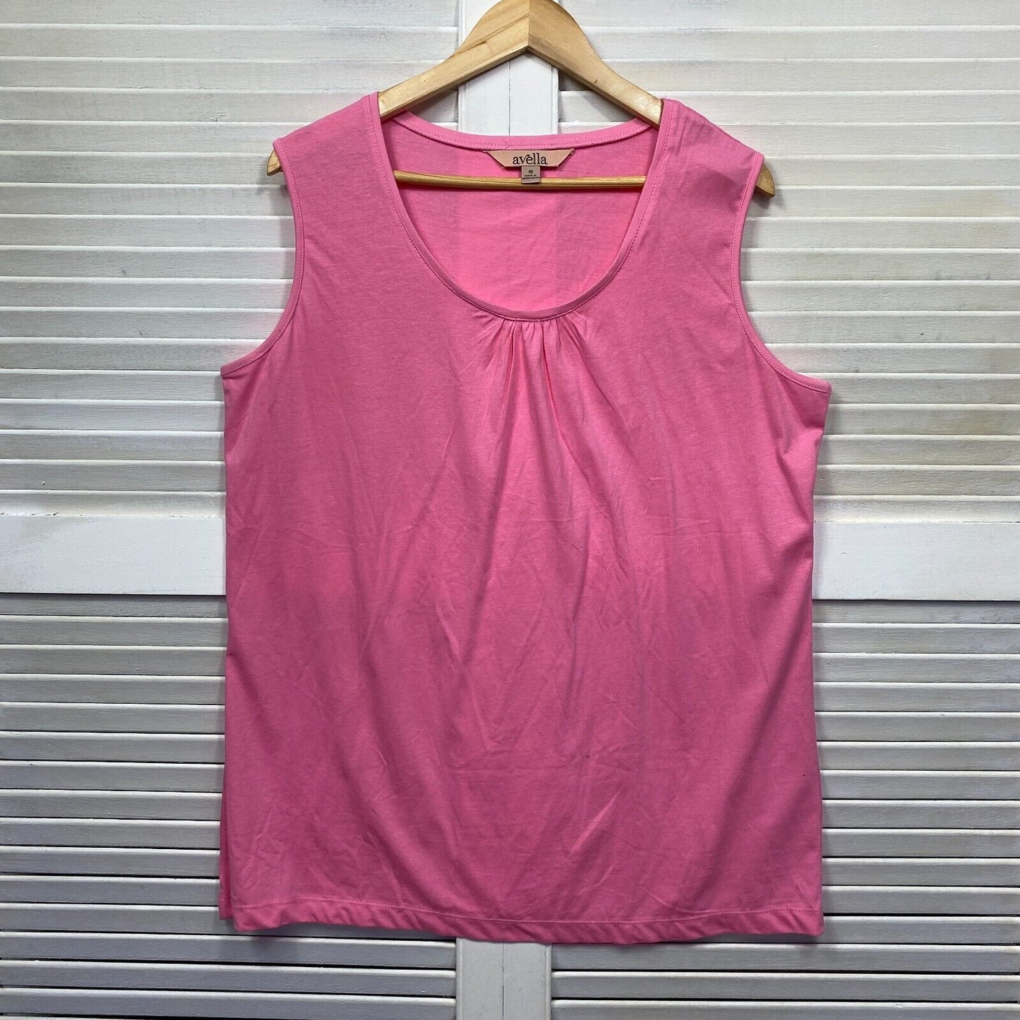 Avella Plus Size Top Size 18 Pink Sleeveless Tank Casual