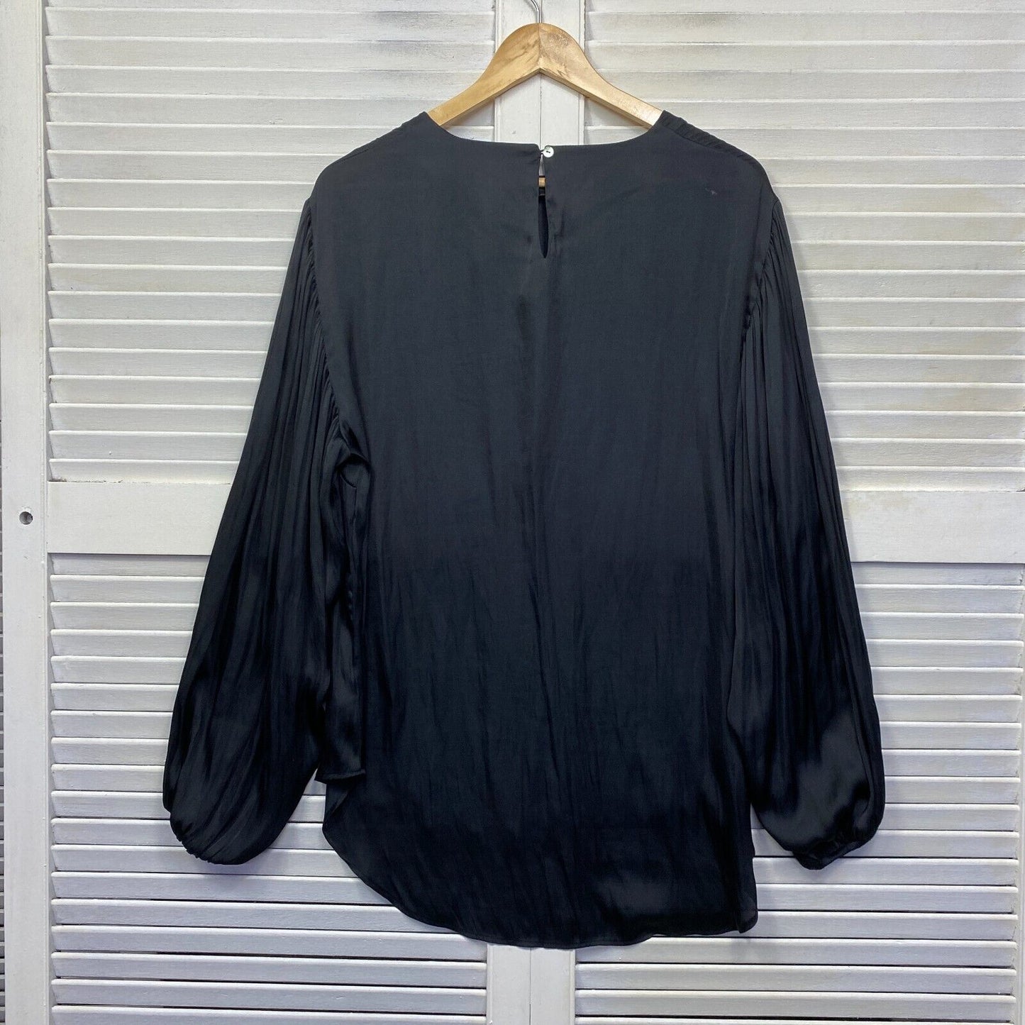 Preview Top Size 14 Black Long Billow Sleeve Office