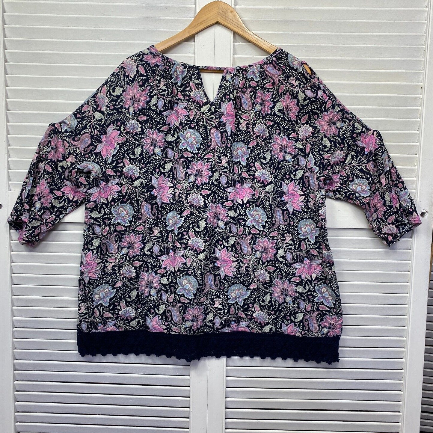 Millers Top Size 22 Plus Cold Shoulder Sleeve Floral Black Pink