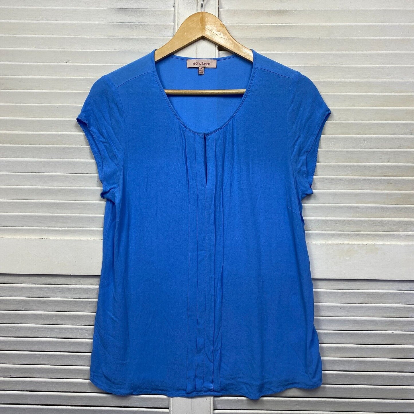 Diana Ferrari Top Size 14 Blue Short Sleeve Viscose