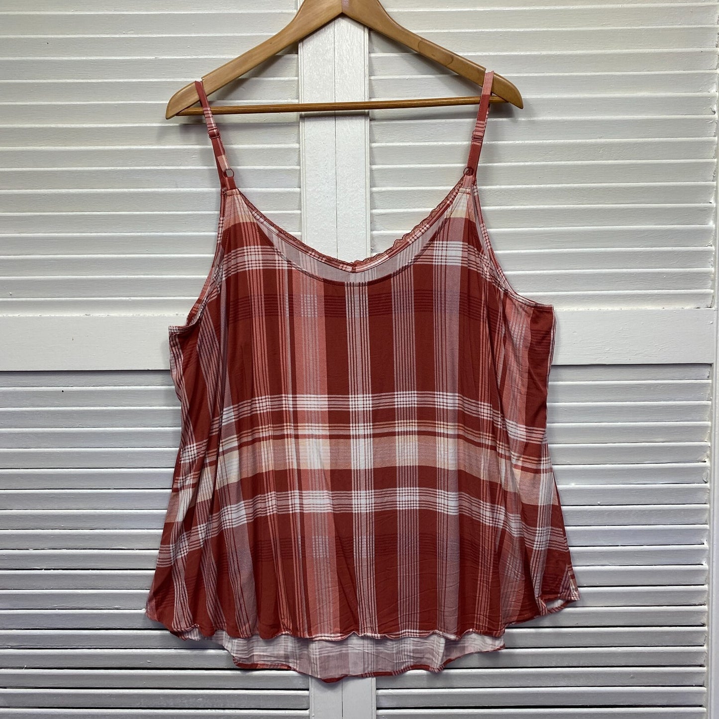 Torrid Top Size 3 18 20 Check Tank Sleeveless Rayon