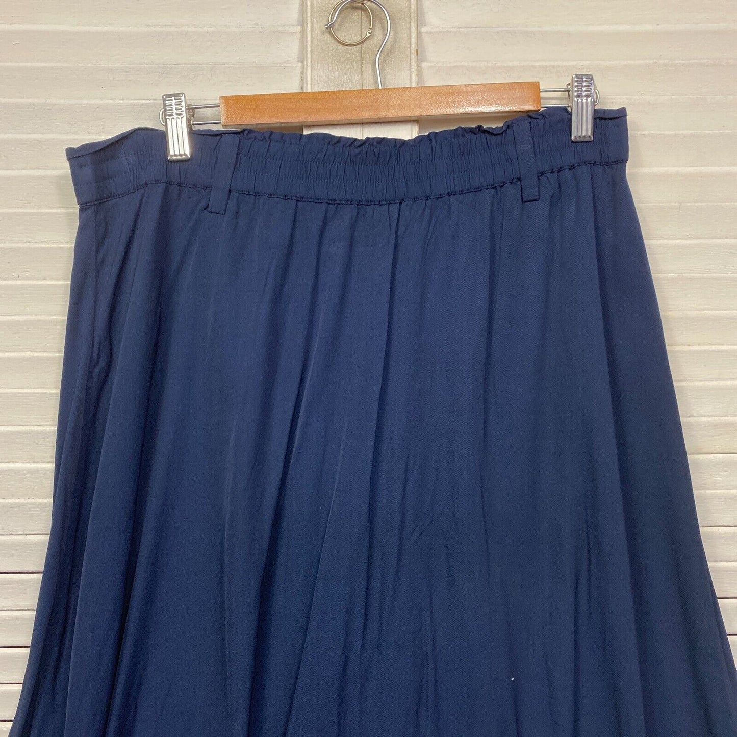 Sussan Skirt Size 14 Blue Midi Length Elastic Waist Asymmetric Hem Viscose