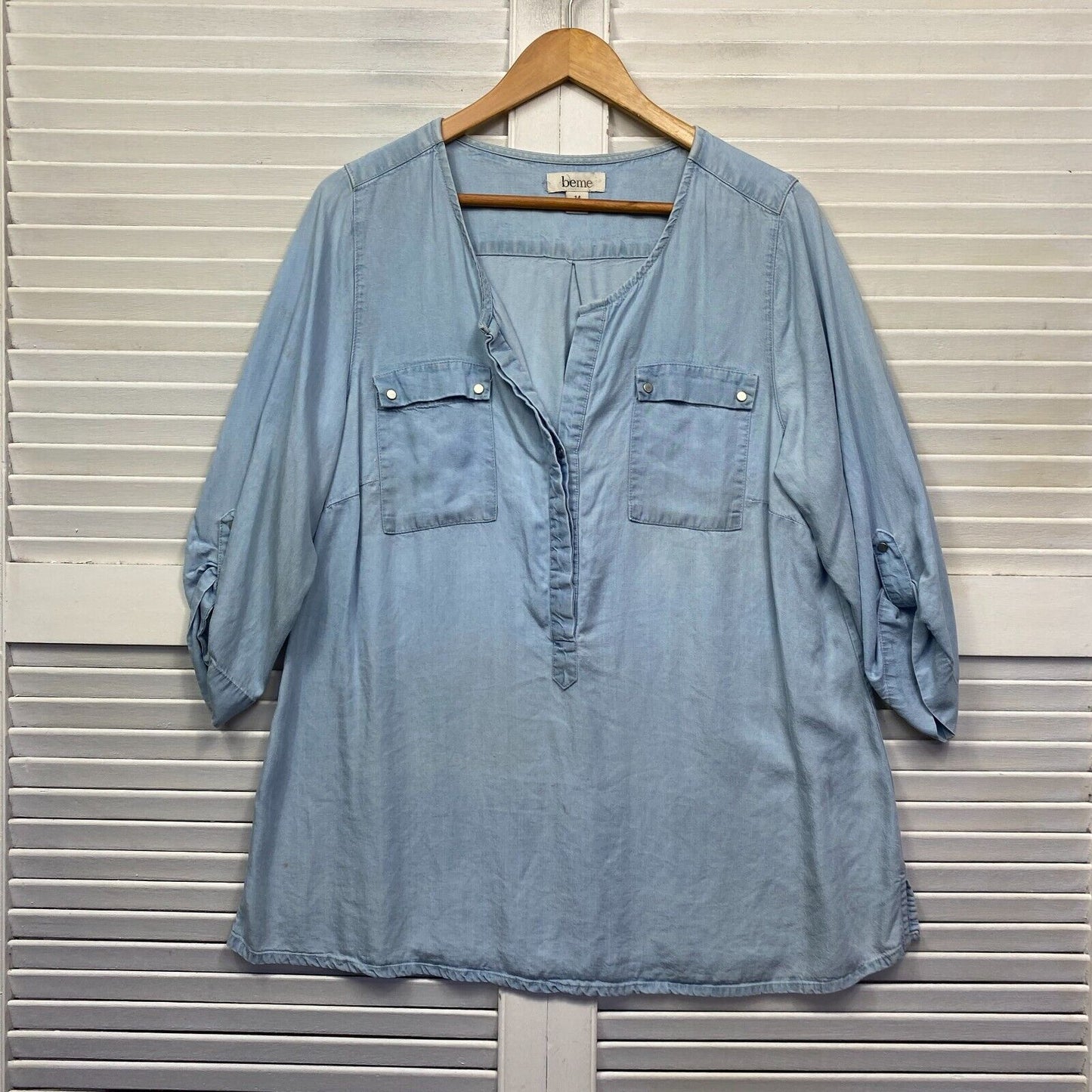 Beme Top Size 14 Plus Size Blue Chambray Lyocell Roll Tab Sleeve Preloved