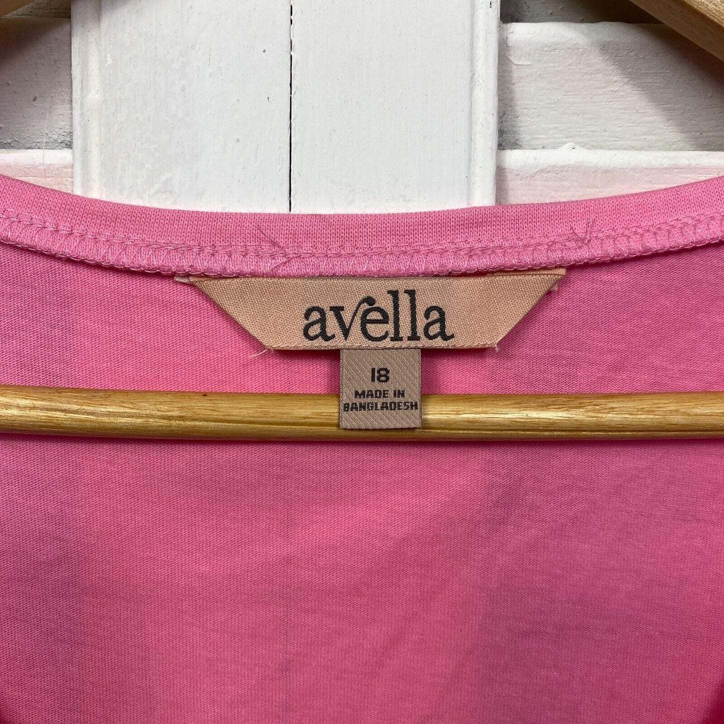 Avella Plus Size Top Size 18 Pink Sleeveless Tank Casual