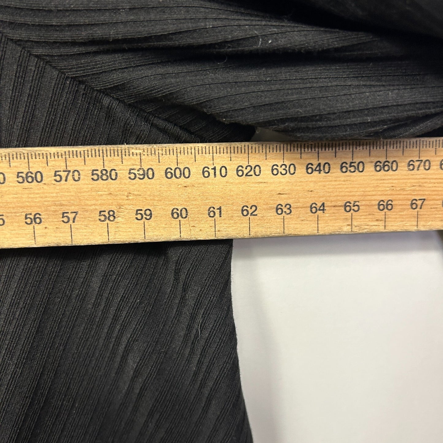 Beme Top Size 18 Medium Plus Black Long Sleeve V Neck
