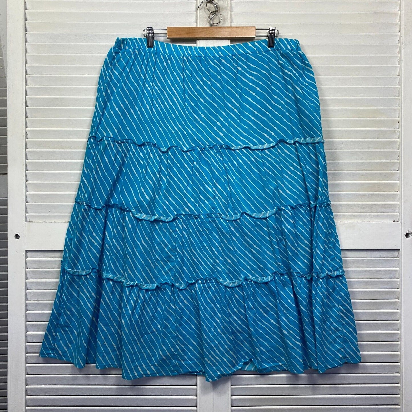 Noni B Skirt Size XL Blue Tiered Striped Elastic Waist Midi Length Cotton