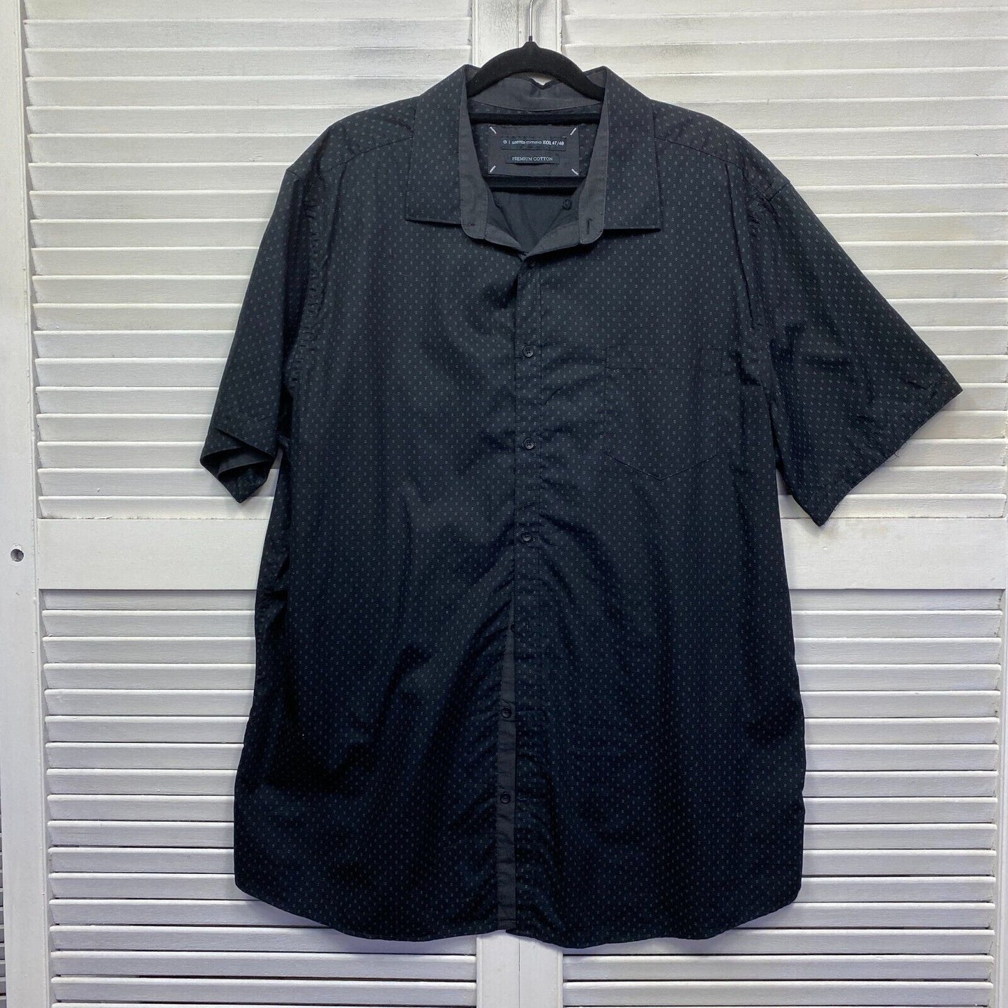 Target Mens Shirt Size 3XL Plus 47/48 Black Short Sleeve Big Tall Preloved